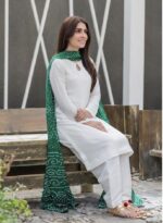 EMBROIDERY CHICKEN KARI 2 PC WITH GREEN CHUNDRI DUPPATA